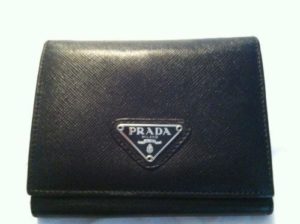 prada-wallet